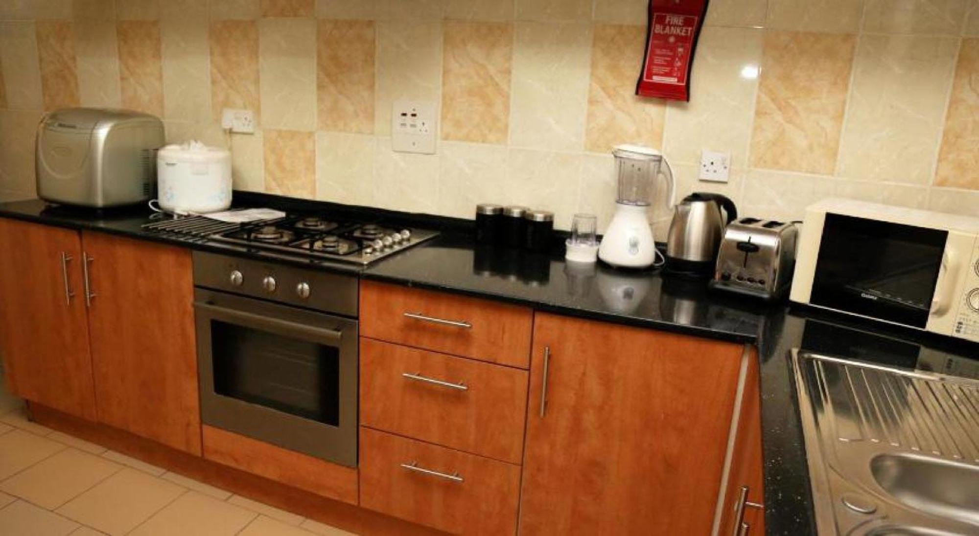 Room In Lodge - Apartment Royale Hotel-3 Bd Apartment Ikeja Dış mekan fotoğraf